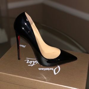 Christian Louboutin Patent leather Pumps